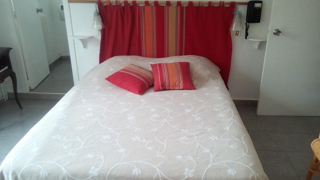 Chambre D'Hotes Iguzkian Bed & Breakfast Biarritz Room photo